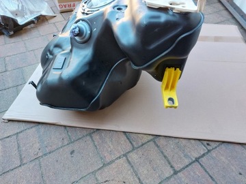 NÁDRŽ PALIVA PORSCHE 911 992 GT3 22R