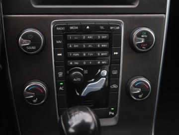 Volvo S60 II Sedan 2.4 D5 215KM 2013 Volvo S60 D5, Salon Polska, Serwis ASO, 211 KM, zdjęcie 12