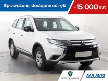 Mitsubishi Outlander III SUV Facelifting 2017 2.0 150KM 2018 Mitsubishi Outlander 2.0, Salon Polska