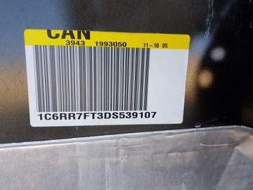 DODGE RAM 1500 13-18 DVEŘE PRAVÉ PŘEDNÍ
