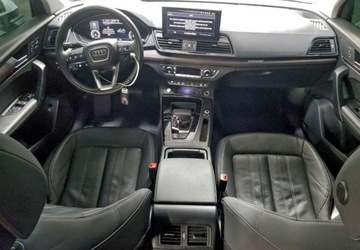 Audi Q5 II SUV Facelifting 2.0 45 TFSI 265KM 2022 Audi Q5 Auta z USA - Zapytaj o wiecej ofert 2.0 Benzyna 265KM, zdjęcie 4