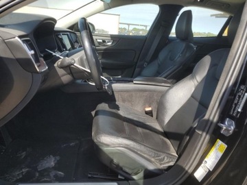 Volvo S60 III 2021 Volvo S60 t5 momentum, 2021r., 2.0L 2.0 Benzyna 258KM, zdjęcie 7