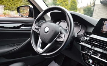 BMW Seria 5 G30-G31 Touring 520d 190KM 2020 BMW Seria 5 2,0D 190 KM X-DRIVE Full Led Nawigacja SPORT-LINE 2.0 Diesel, zdjęcie 19