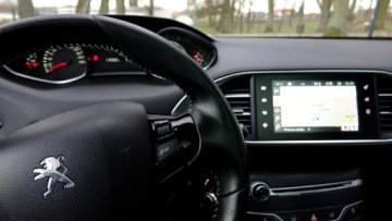 Peugeot 308 II SW 1.2 PureTech 130KM 2015 308 .. Panorama .. Ledy .. Nawigacja .. Kamera .. 2 x PDC .. Klimatronik ., zdjęcie 16