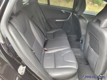 Volvo V60 I Kombi Facelifting 2.0 D3 DRIVE-E 150KM 2018 Volvo V60 2.0D Mega Opcja Automat Bezwypadkowy 2.0 Diesel 150KM, zdjęcie 10