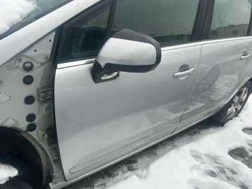 DVEŘE LEVÉ PŘEDNÍ PEUGEOT 5008 KÓD LAK EZRC