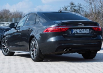 Jaguar XF II Sedan 2.0 i4D 180KM 2018 Jaguar XF R-Sport Ogrzew.Kierow. Navi Pro 10,2’" Fotele Elek.+Ogrz. Carplay, zdjęcie 30