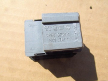 Audi A6 C6 05/11 Przełącznik alarmu 4F0962109