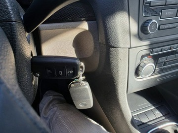 Volkswagen Golf VI Variant 1.6 TDI-CR DPF BlueMotion 105KM 2010 Volkswagen Golf 1.6 TDI 105 KM, Klimatyzacja,, zdjęcie 12