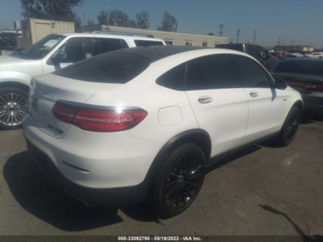 Mercedes GLC C253 2019 Mercedes-Benz GLC 2019 Mercedes-Benz GLC GLC 300 4MATIC Coupe 2.0 Benzyna, zdjęcie 3