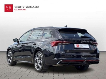 Skoda Octavia IV RS Kombi 2.0 TSI 245KM 2023 Skoda Octavia Combi RS 2.0 TSI 245KM DSG Hak holowniczy, FV 23 2.0, zdjęcie 2