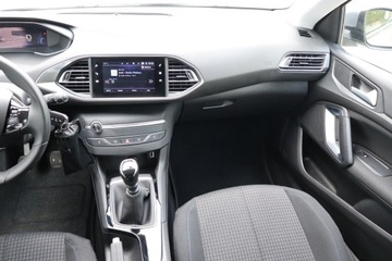 Peugeot 308 II Hatchback Facelifting 1.2 PureTech 110KM 2021 Peugeot 308 1.2 PureTech, Navi, Klima, zdjęcie 7