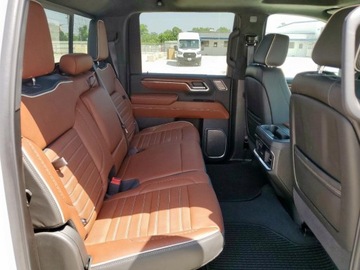  GMC Sierra K2500 Denali Ultimate 2024 6.6l 6.6 Diesel 470KM, zdjęcie 10