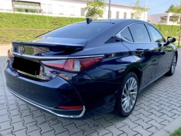 Lexus ES VII (XV70) Sedan Facelifting 300h 218KM 2025 LEXUS ES 300h Omotenashi Sedan 2.5 E-CVT 218KM 2025, zdjęcie 3