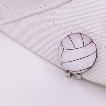 Маркер для мяча для гольфа. Тренажерное оборудование для гольфа. Новая кепка для гольфа.