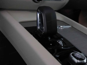 Volvo V60 II  Kombi Facelifting 2.0 B4 B 197KM 2025 VOLVO V60 B4 Plus Dark Combi 2.0 (197KM) 2025, zdjęcie 10