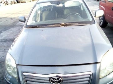 Toyota Avensis T25 maska pokrywa silnika 1E5
