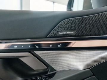 BMW Seria 5 G90-91 2025 540d xDrive Sport Sedan 3.0 (303KM) 2025, zdjęcie 11