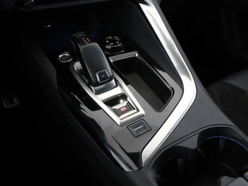 Peugeot 3008 II Crossover 2.0 BlueHDi 180KM 2018 Peugeot 3008 panorama, gt line, premium sound,, zdjęcie 30