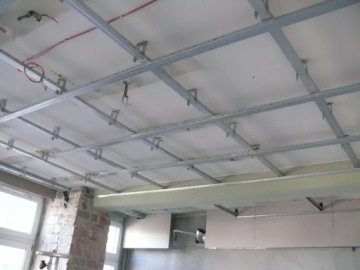 СОЕДИНИТЕЛЬ ДЛЯ РУЧКИ-ВЕШАЛКИ ES 60/75 ПЛОСКИЙ 200 шт.