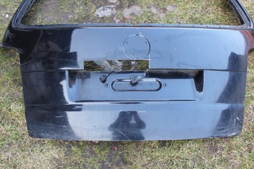 TOURAN 1T0 -KLAPA KUFRU