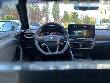 Cupra Leon II 2025 Cupra Leon Sportstourer 1.5 eTSI 150 KM 7-biegowa, zdjęcie 17