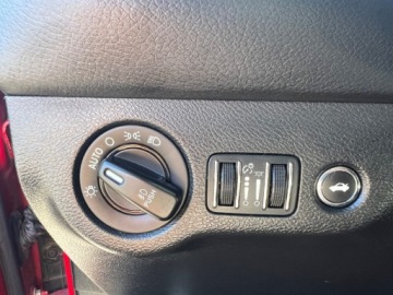 Dodge Challenger III 5.7 V8 HEMI 377KM 2015 Dodge Challenger V8 HEMI 5.7 377 KONI AUTOMAT NAWIGACJA KAMERA RINGI SUBWO, zdjęcie 23