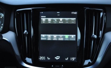 Volvo V60 II  Kombi 2.0 D4 190KM 2020 Volvo V60 VOLVO V60 2.0 B4 197km 2020R R-Design ORYGINAL Fa Vat23 2.0, zdjęcie 18