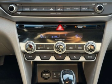 Hyundai Elantra VI 2020 Hyundai Elantra 2,0 Benzyna Automat Tylko 98.000km 2.0 Benzyna 160KM, zdjęcie 20