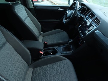 Volkswagen Tiguan II SUV Facelifting 1.5 TSI 150KM 2022 VW Tiguan 1.5 TSI, Salon Polska, 1. Właściciel, zdjęcie 8