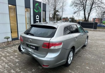 Toyota Avensis II Kombi 2.0 D-4D 126KM 2009 Toyota Avensis 2.0D4D 126KM 2009r. Salon Polska 2.0 Diesel 126KM, zdjęcie 6