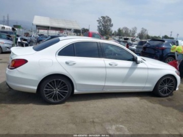 Mercedes Klasa C W205 2020 Mercedes-Benz Klasa C 300 2020 2.0l 2.0 Benzyna 255KM, zdjęcie 6