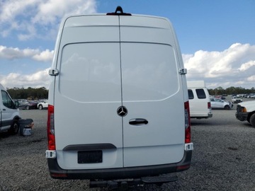 Mercedes Sprinter IV (W907/W910) 2024 Mercedes-Benz Sprinter 3500 2024 2.0l 2.0 Diesel 211KM, zdjęcie 2