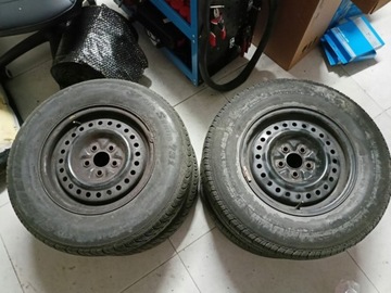 Koła Chrysler Voyager II 5x114.3 R14 opony 205/70