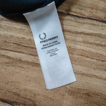 FRED PERRY Sweter Męski 100 % Wełna Merino V Neck Logowany r. M