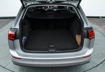 Volkswagen Golf VIII Hatchback Facelifting 1.5 TSI 116KM 2024 Volkswagen Golf Variant 1.5TSI 116KM, Life, Easy Open, Pakiet Light Visio, zdjęcie 8