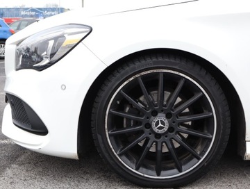 Mercedes CLA C117 Shooting Brake Facelifting 1.6 200 156KM 2018 Mercedes CLA 200, Salon Polska, Automat, Skóra, zdjęcie 14