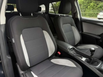 Toyota Avensis III Wagon Facelifting 2015 1.8 Valvematic 147KM 2017 Toyota Avensis 1.8 VVTI Edition S LED Kamera Navi Bezwypadkowy Gwarancja S, zdjęcie 27