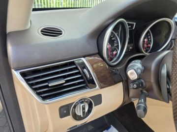 Mercedes GLE W166/C292 2016 mercedes GLE 350 4MATIC, V6 3.5l benzyna 306KMNiski przebieg: 32,557km, zdjęcie 5