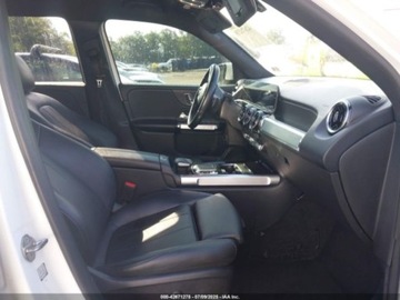 Mercedes GLB 2020 Mercedes-Benz GLB 250 2020 2.0l 2.0 Benzyna 221KM, zdjęcie 9