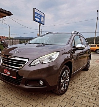 Peugeot 2008 I SUV Facelifting 1.2 PureTech 82KM 2016 Peugeot 2008 2016 Rok, zdjęcie 1