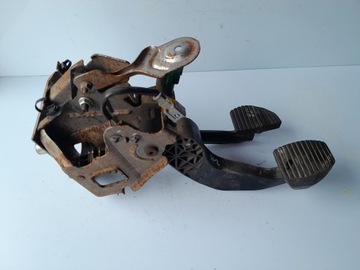 PEDAŁ HAMULCA SPRZĘGŁA CITROEN C4 II B7 11-