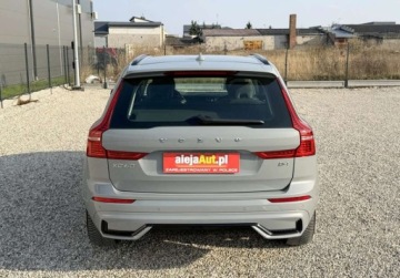 Volvo XC60 II Crossover Facelifting 2.0d B4 197KM 2024 Volvo XC 60 XC 60 2.0 HYB 197 KM 2024r Bezwypadkowy 2.000 km Warszawa, zdjęcie 11