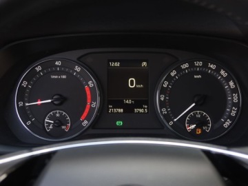 Skoda Octavia IV Scout 1.5 TSI ACT 150KM 2021 Skoda Octavia 1.5 TSI, Salon Polska, zdjęcie 10