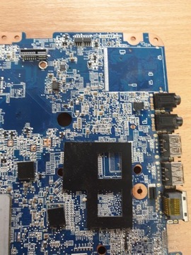Материнская плата DA0AX2MB6E1 HP Compaq CQ56 повреждена