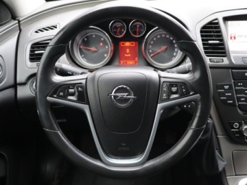 Opel Insignia I Sedan 2.0 CDTI ECOTEC 130KM 2009 Opel Insignia 2.0 CDTI, Automat, Navi, Klima, zdjęcie 19