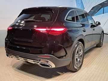 Mercedes GLC C254/X254 Coupe 2.0 200 204KM 2025 MERCEDES-BENZ GLC 200 4-Matic AMG Line 2.0 (204KM) 2025, zdjęcie 2