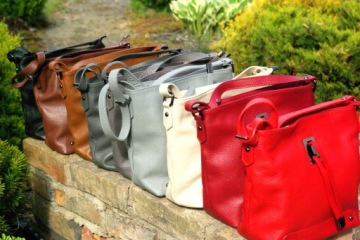 Бежевая итальянская кожаная сумочка