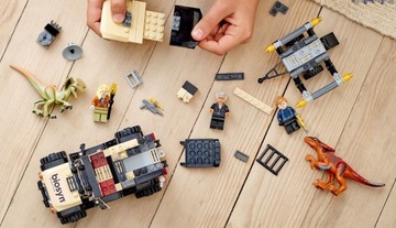 LEGO Jurassic World Транспорт пирораптора 76951