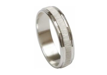 OBRĄCZKA SREBRNA PR.925 DIAMENTOWANA 4MM